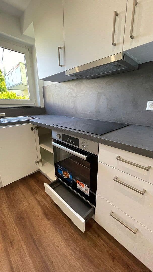 Prenájom bytu 3-izbový 75 m², Remseck am Neckar, Bádensko-Wurttembersko Prenájom bytu 3-izbový 75 m², Remseck am Neckar, Bádensko-Wurttembersko