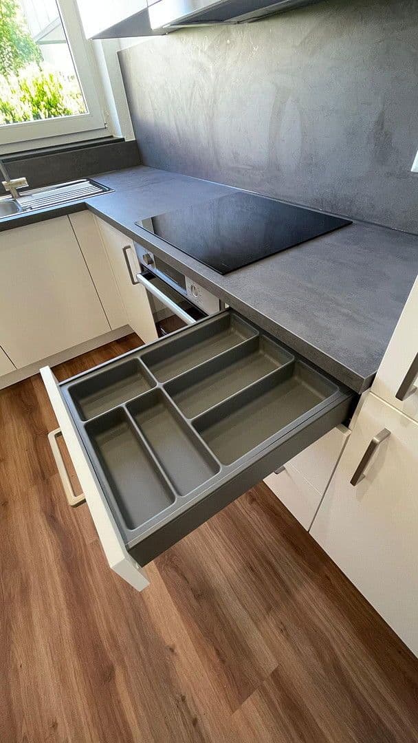 Prenájom bytu 3-izbový 75 m², Remseck am Neckar, Bádensko-Wurttembersko Prenájom bytu 3-izbový 75 m², Remseck am Neckar, Bádensko-Wurttembersko