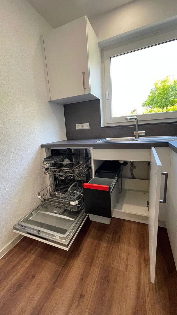 Prenájom bytu 3-izbový 75 m², Remseck am Neckar, Bádensko-Wurttembersko Prenájom bytu 3-izbový 75 m², Remseck am Neckar, Bádensko-Wurttembersko