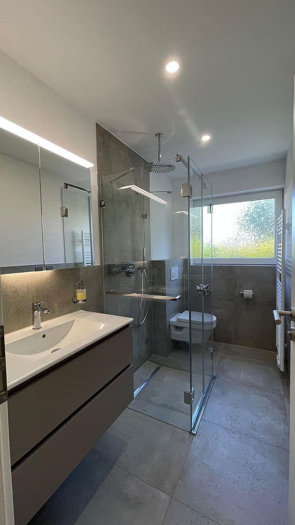 Prenájom bytu 3-izbový 75 m², Remseck am Neckar, Bádensko-Wurttembersko Prenájom bytu 3-izbový 75 m², Remseck am Neckar, Bádensko-Wurttembersko