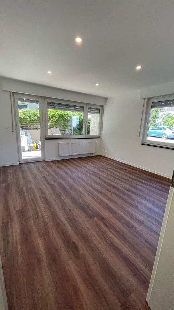 Prenájom bytu 3-izbový 75 m², Remseck am Neckar, Bádensko-Wurttembersko Prenájom bytu 3-izbový 75 m², Remseck am Neckar, Bádensko-Wurttembersko