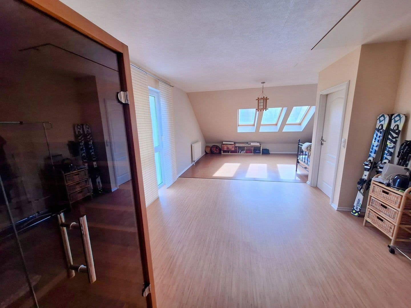 Predaj domu 139 m², pozemek 223 m², Frankfurt, Hesensko Predaj domu 139 m², pozemek 223 m², Frankfurt, Hesensko