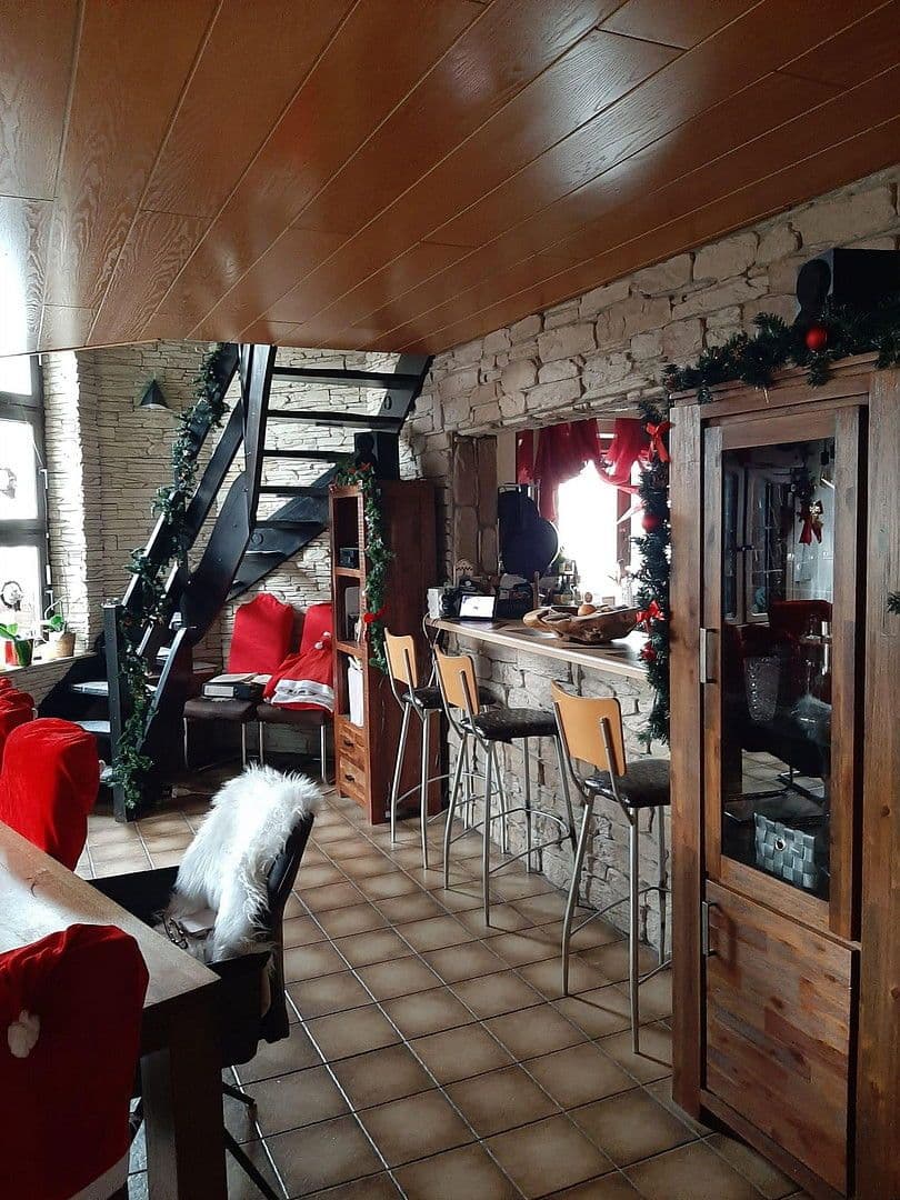 Predaj domu 270 m², pozemek 401 m², Raunheim, Hesensko Predaj domu 270 m², pozemek 401 m², Raunheim, Hesensko