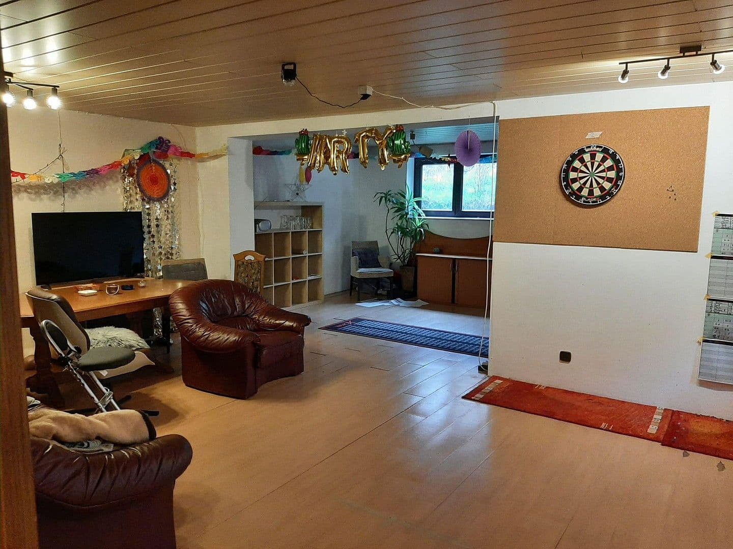 Predaj domu 270 m², pozemek 401 m², Raunheim, Hesensko Predaj domu 270 m², pozemek 401 m², Raunheim, Hesensko