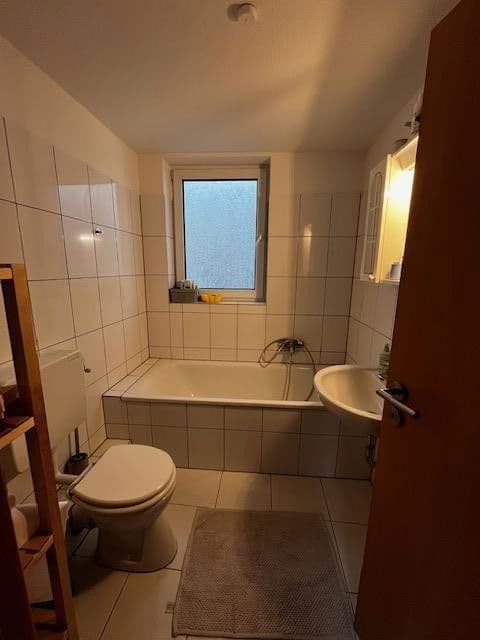 Prenájom bytu 4-izbový 88 m², Klappenstraße 19a, Lübeck, Šlezvicko-Holštajnsko Prenájom bytu 4-izbový 88 m², Klappenstraße 19a, Lübeck, Šlezvicko-Holštajnsko