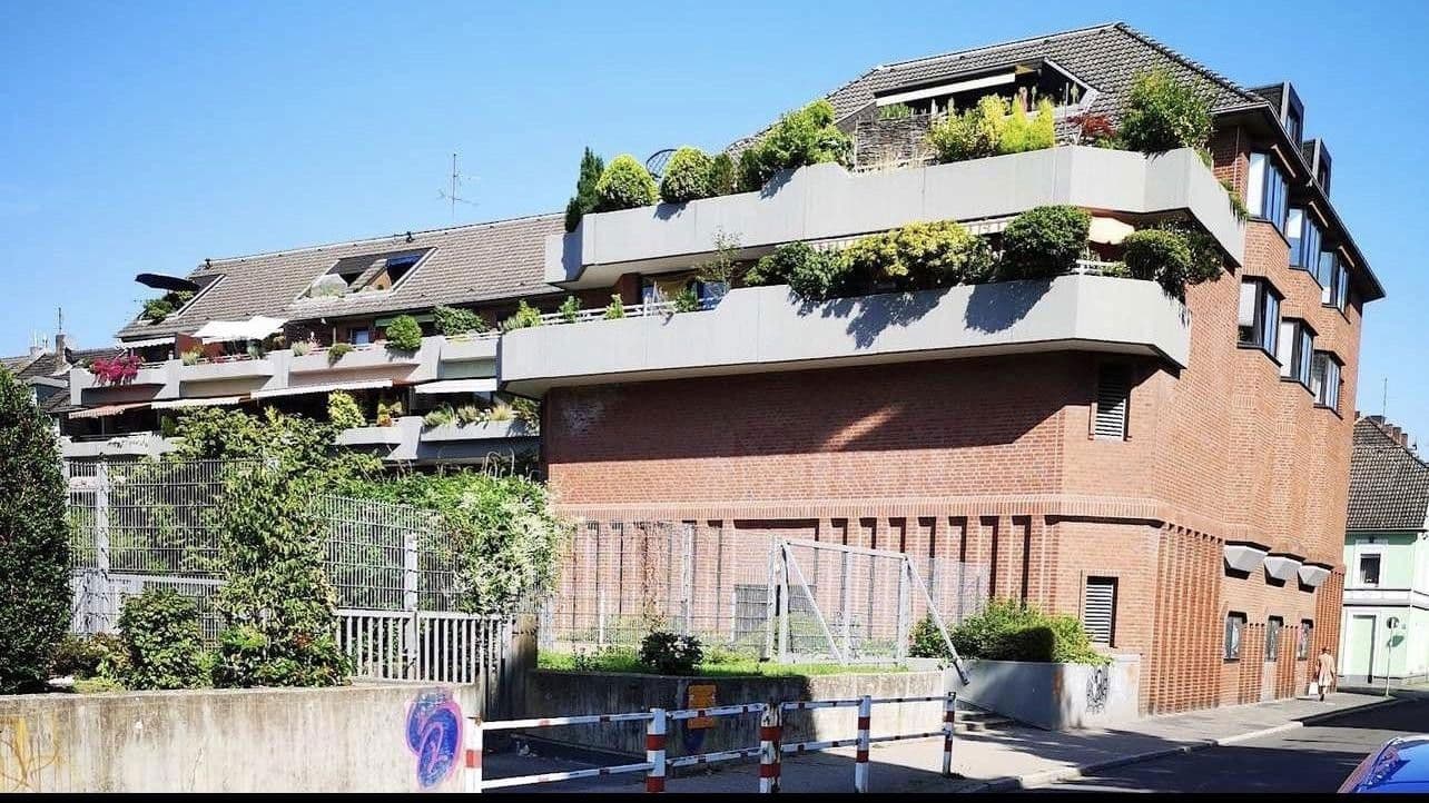 Prenájom bytu 1-izbový 60 m², Luisenstr. 74, Krefeld, Severné Porýnie - Westfálsko Prenájom bytu 1-izbový 60 m², Luisenstr. 74, Krefeld, Severné Porýnie - Westfálsko