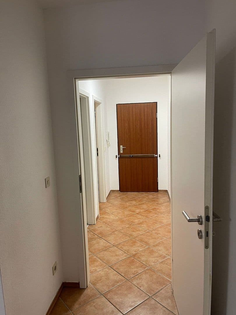 Prenájom bytu 1-izbový 60 m², Luisenstr. 74, Krefeld, Severné Porýnie - Westfálsko Prenájom bytu 1-izbový 60 m², Luisenstr. 74, Krefeld, Severné Porýnie - Westfálsko