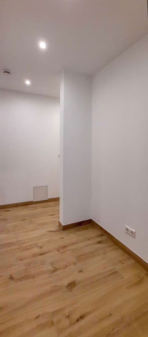 Prenájom bytu 2-izbový 63 m², Augsburg, Bavorsko Prenájom bytu 2-izbový 63 m², Augsburg, Bavorsko
