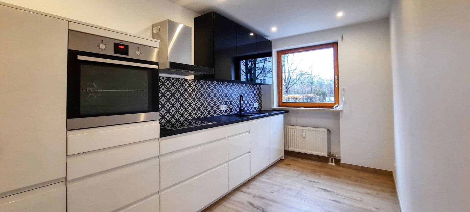 Prenájom bytu 2-izbový 63 m², Augsburg, Bavorsko Prenájom bytu 2-izbový 63 m², Augsburg, Bavorsko