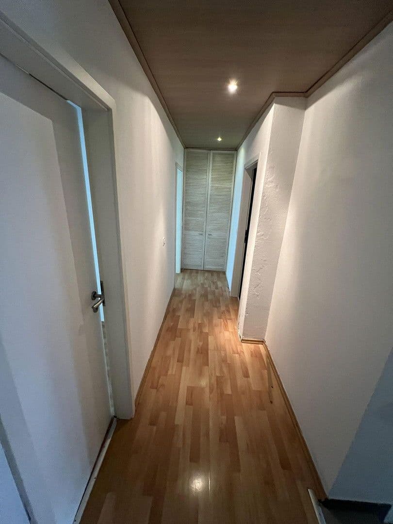 Prenájom bytu 4-izbový 135 m², Rodgau, Hesensko Prenájom bytu 4-izbový 135 m², Rodgau, Hesensko