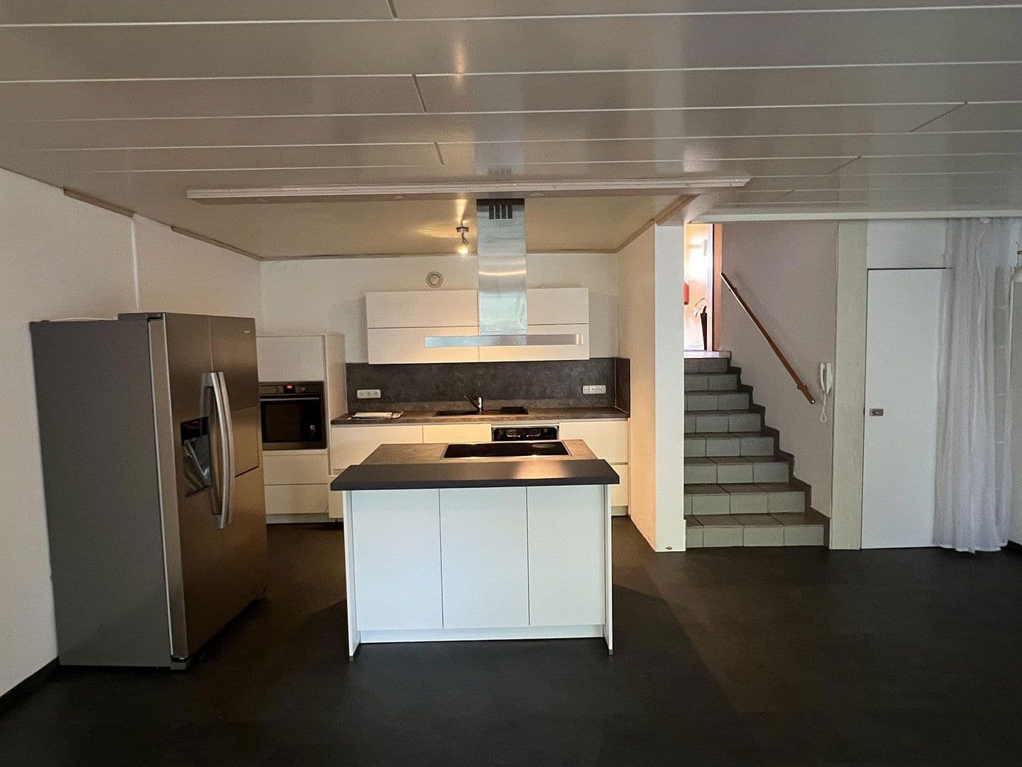 Prenájom bytu 4-izbový 135 m², Rodgau, Hesensko Prenájom bytu 4-izbový 135 m², Rodgau, Hesensko