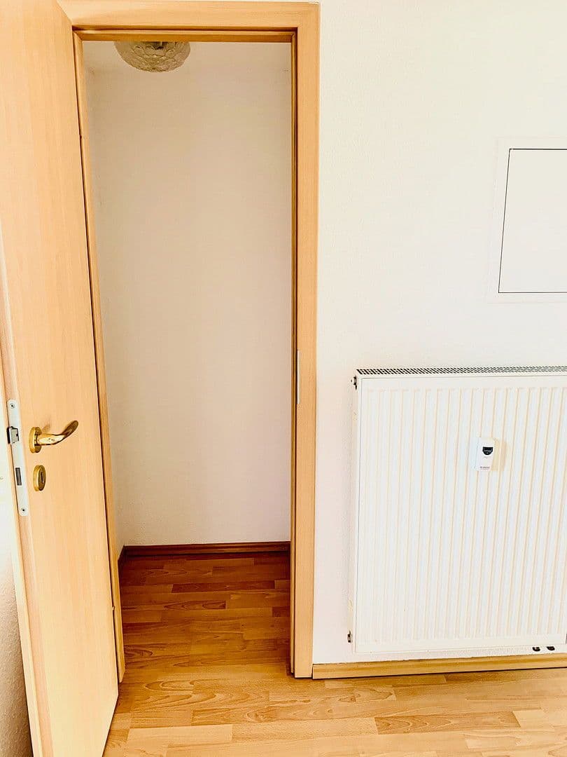 Prenájom bytu 2-izbový 72 m², Raimundstrasse 6, Leipzig Lindenau, Sasko Prenájom bytu 2-izbový 72 m², Raimundstrasse 6, Leipzig Lindenau, Sasko