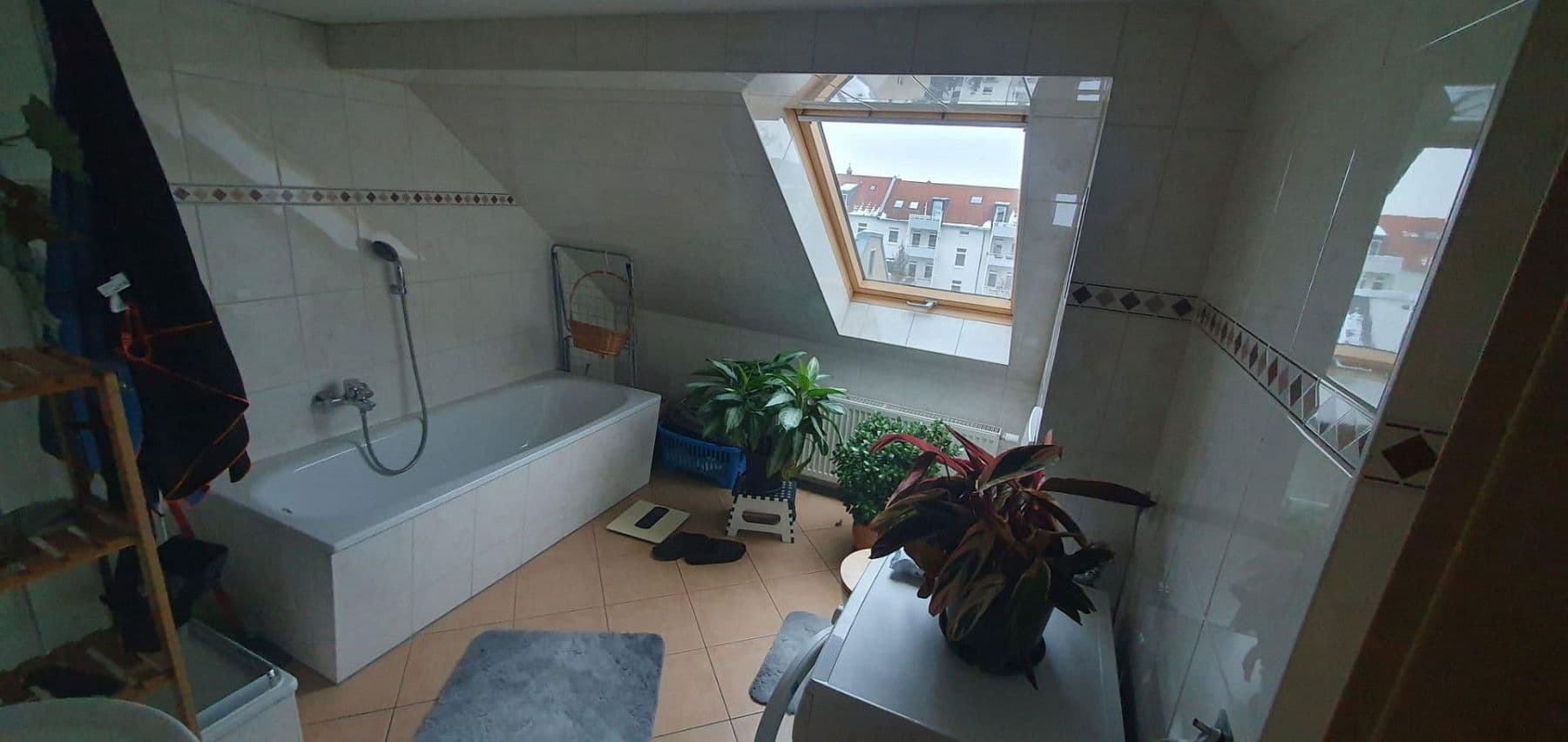 Prenájom bytu 2-izbový 72 m², Raimundstrasse 6, Leipzig Lindenau, Sasko Prenájom bytu 2-izbový 72 m², Raimundstrasse 6, Leipzig Lindenau, Sasko