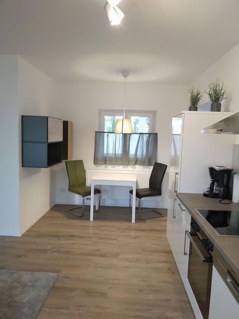 Prenájom bytu 2-izbový 60 m², Erpolzheim, Porýnie-Falcko Prenájom bytu 2-izbový 60 m², Erpolzheim, Porýnie-Falcko