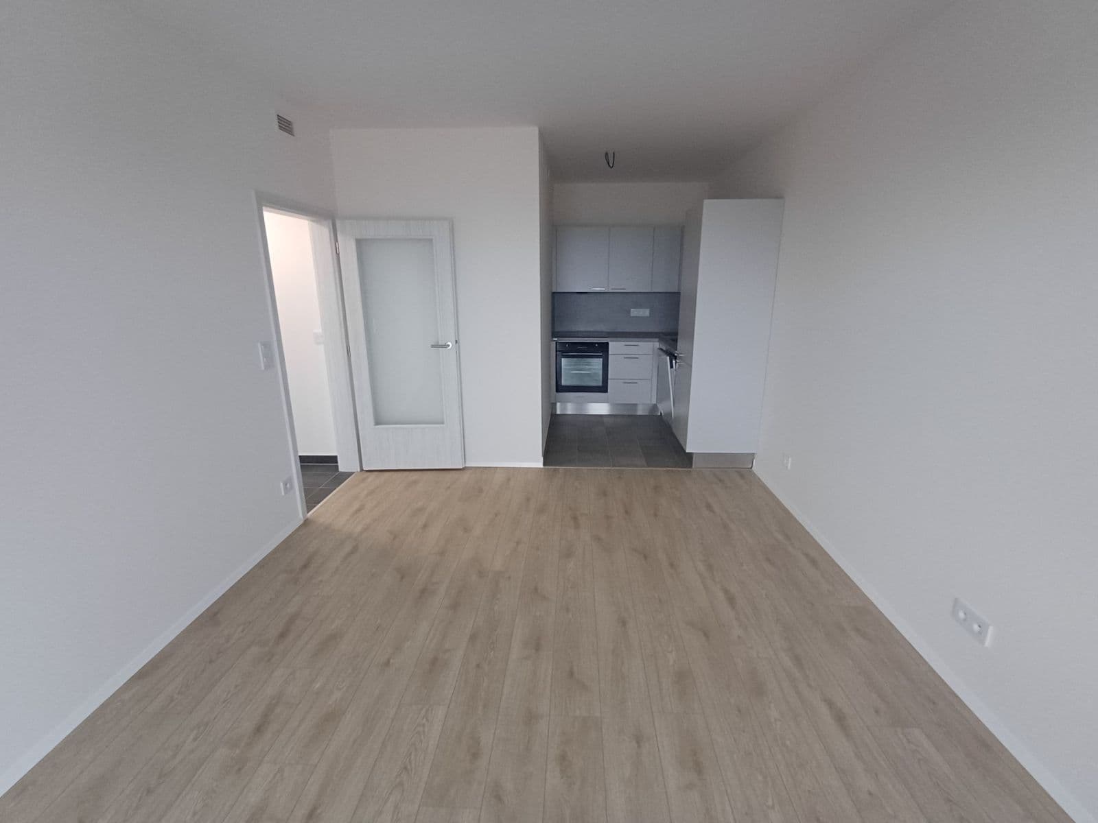 Prenájom bytu 2-izbový 42 m², Strančická, Praha, Praha Prenájom bytu 2-izbový 42 m², Strančická, Praha, Praha