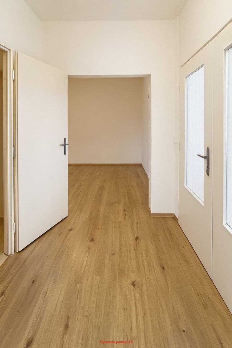 Prenájom bytu 4-izbový 88 m², Ke Studánce, Orlová, Moravskoslezský kraj Prenájom bytu 4-izbový 88 m², Ke Studánce, Orlová, Moravskoslezský kraj