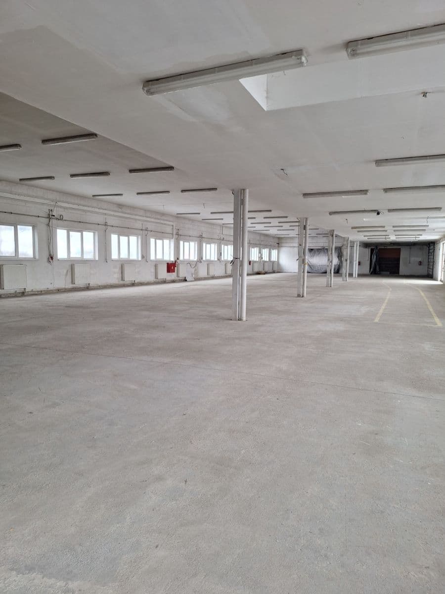 Prenájom nebytového priestoru 800 m², Potoční, Hroznětín, Karlovarský kraj Prenájom nebytového priestoru 800 m², Potoční, Hroznětín, Karlovarský kraj