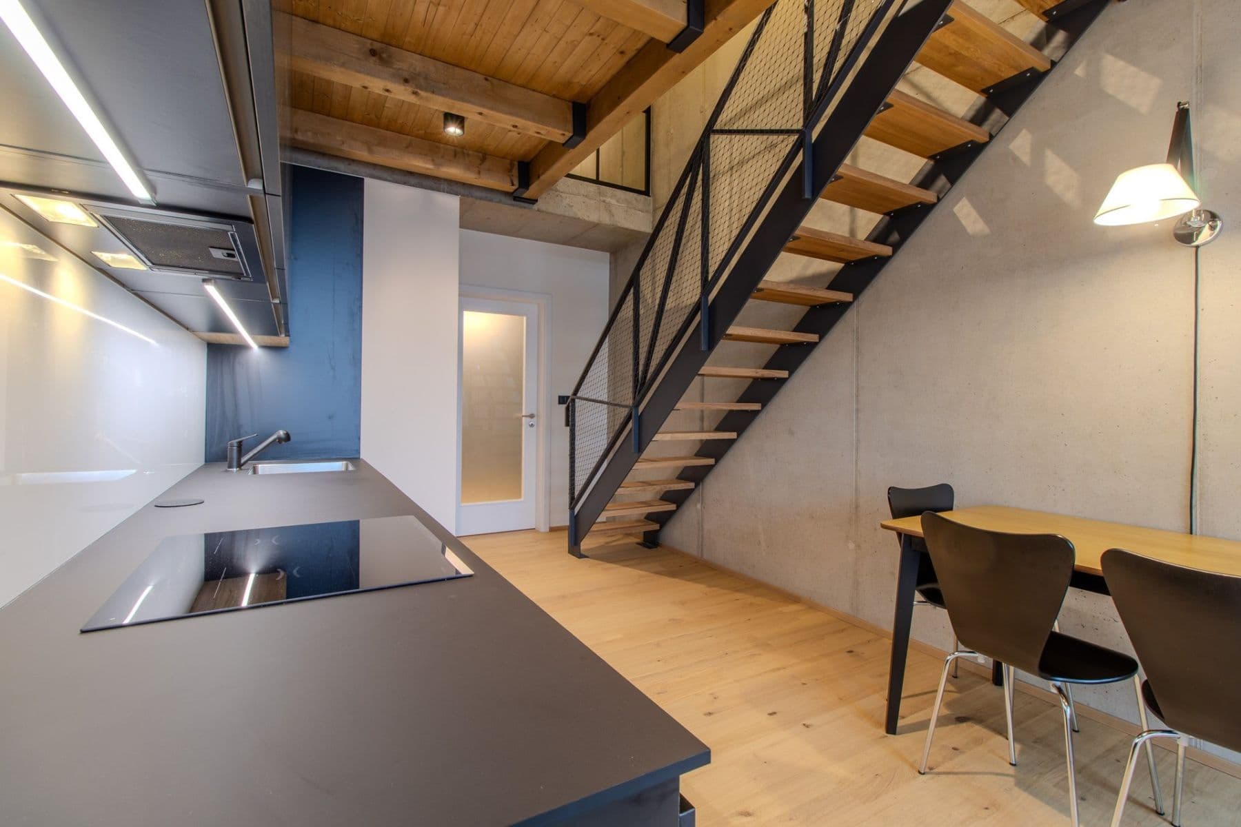 Prenájom bytu 3-izbový 66 m², Kolbenova, Praha, Praha Prenájom bytu 3-izbový 66 m², Kolbenova, Praha, Praha