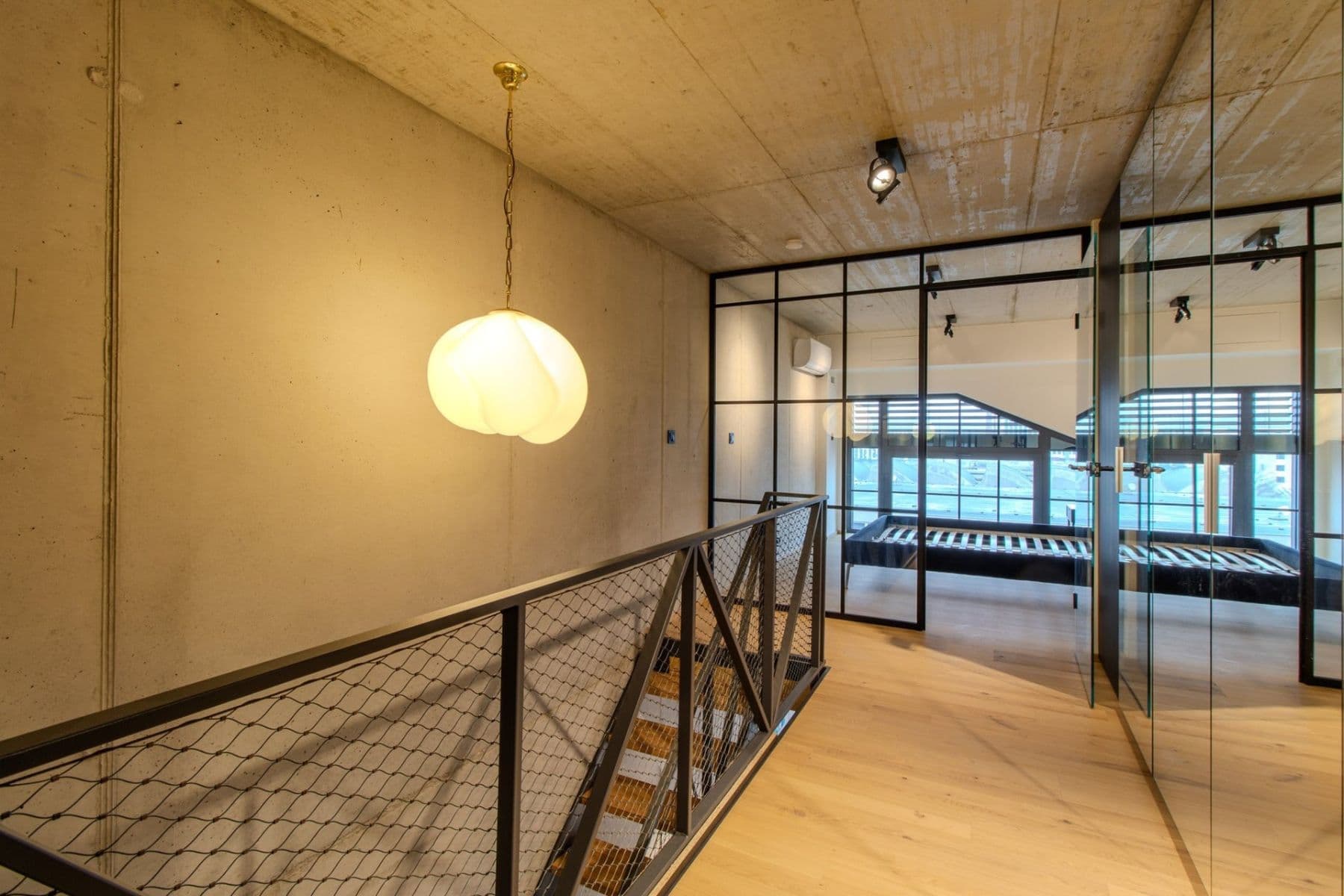 Prenájom bytu 3-izbový 66 m², Kolbenova, Praha, Praha Prenájom bytu 3-izbový 66 m², Kolbenova, Praha, Praha