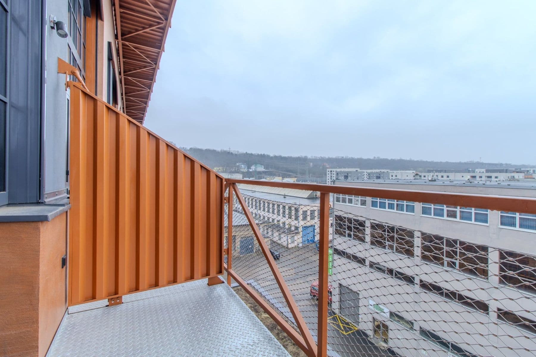 Prenájom bytu 3-izbový 66 m², Kolbenova, Praha, Praha Prenájom bytu 3-izbový 66 m², Kolbenova, Praha, Praha