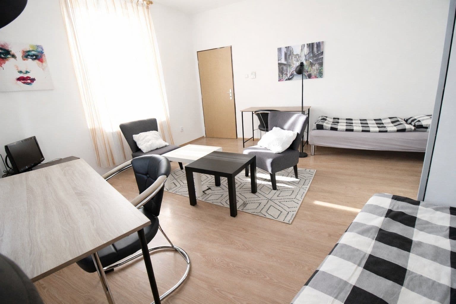 Prenájom bytu 1-izbový 42 m², Zenklova, Praha, Praha Prenájom bytu 1-izbový 42 m², Zenklova, Praha, Praha