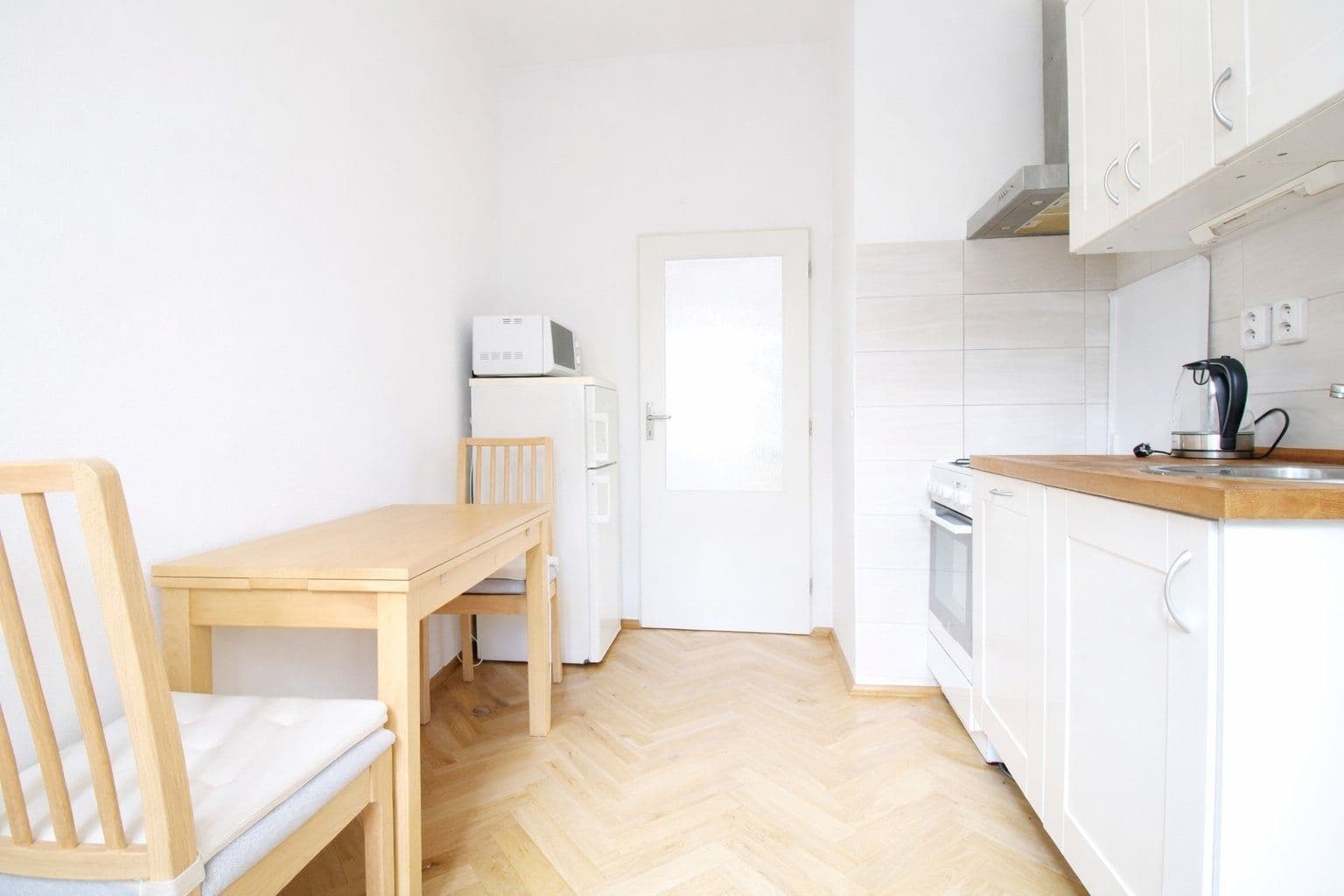 Prenájom bytu 1-izbový 33 m², Heřmanova, Praha, Praha Prenájom bytu 1-izbový 33 m², Heřmanova, Praha, Praha