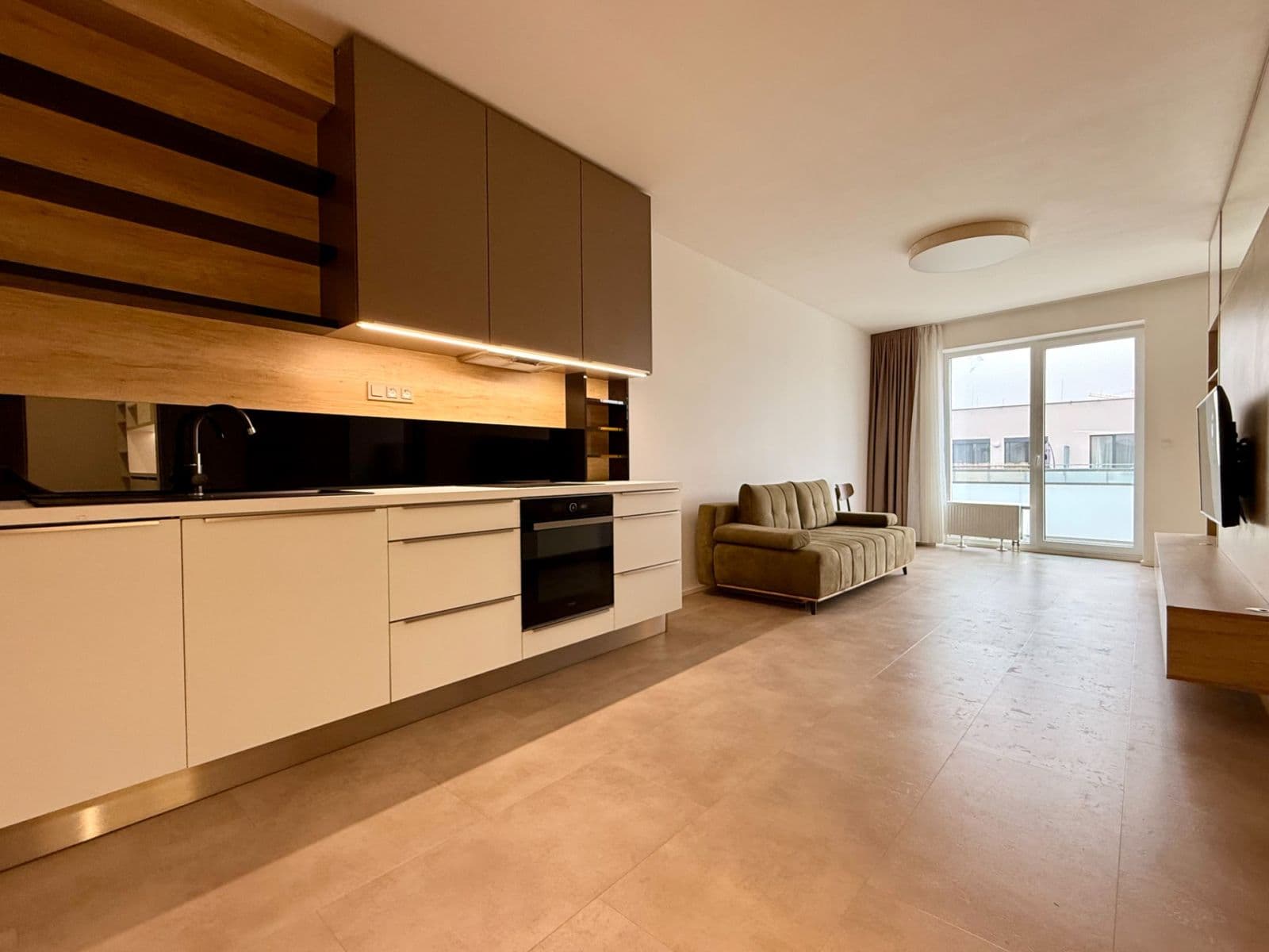 Prenájom bytu 2-izbový 58 m², Přadlácká, Brno, Jihomoravský kraj Prenájom bytu 2-izbový 58 m², Přadlácká, Brno, Jihomoravský kraj