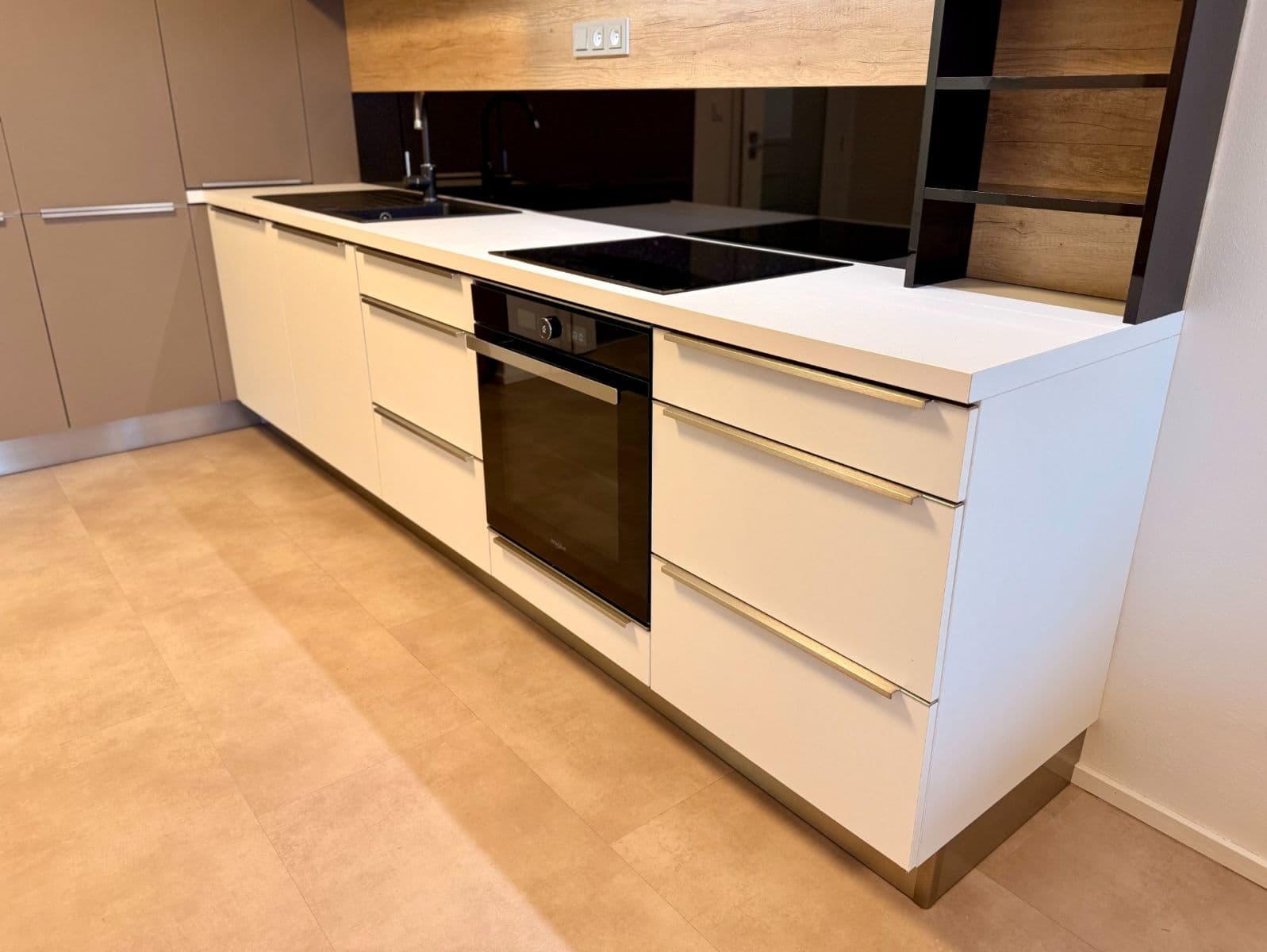 Prenájom bytu 2-izbový 58 m², Přadlácká, Brno, Jihomoravský kraj Prenájom bytu 2-izbový 58 m², Přadlácká, Brno, Jihomoravský kraj