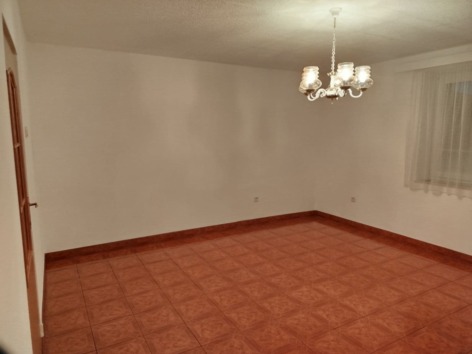 Prenájom bytu 3-izbový 85 m², Dlážděná, Dřísy, Středočeský kraj Prenájom bytu 3-izbový 85 m², Dlážděná, Dřísy, Středočeský kraj