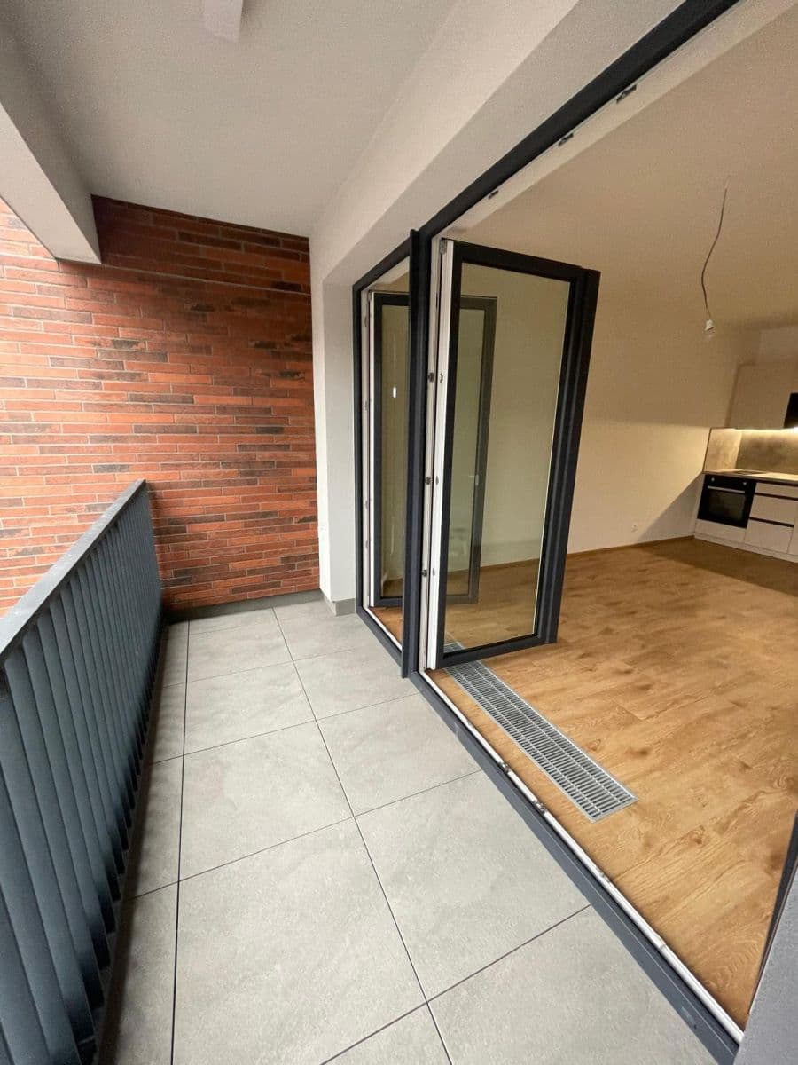 Prenájom bytu 1-izbový 31 m², Poděbradská, Praha, Praha Prenájom bytu 1-izbový 31 m², Poděbradská, Praha, Praha