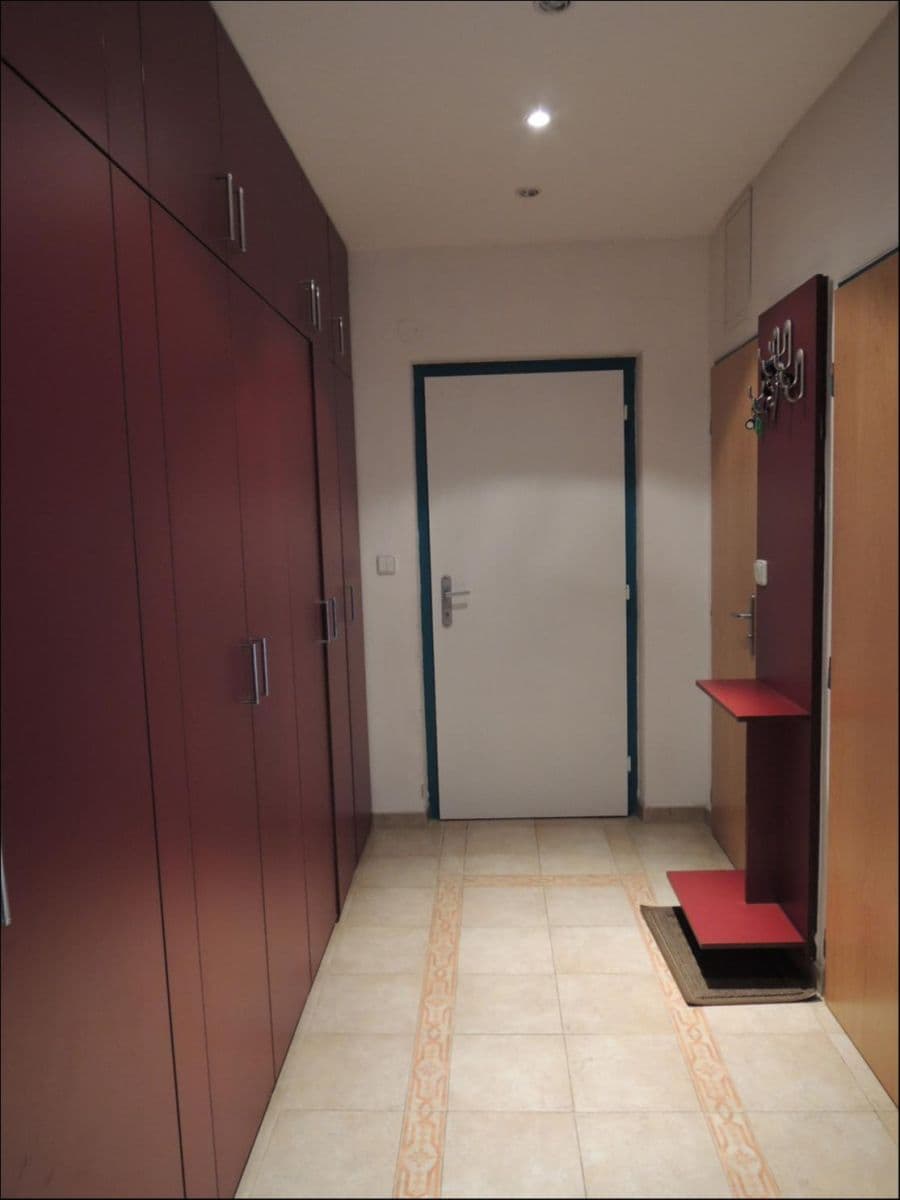 Prenájom bytu 2-izbový 55 m², Nad Alejí, Praha, Praha Prenájom bytu 2-izbový 55 m², Nad Alejí, Praha, Praha