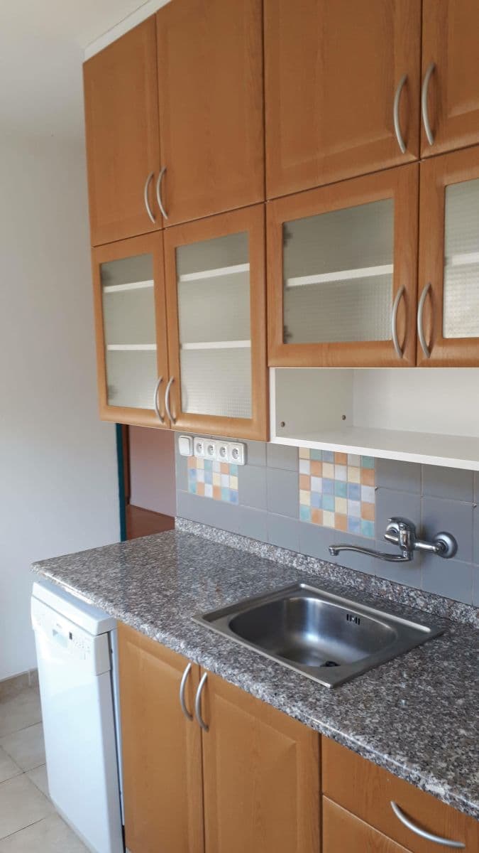 Prenájom bytu 2-izbový 55 m², Nad Alejí, Praha, Praha Prenájom bytu 2-izbový 55 m², Nad Alejí, Praha, Praha