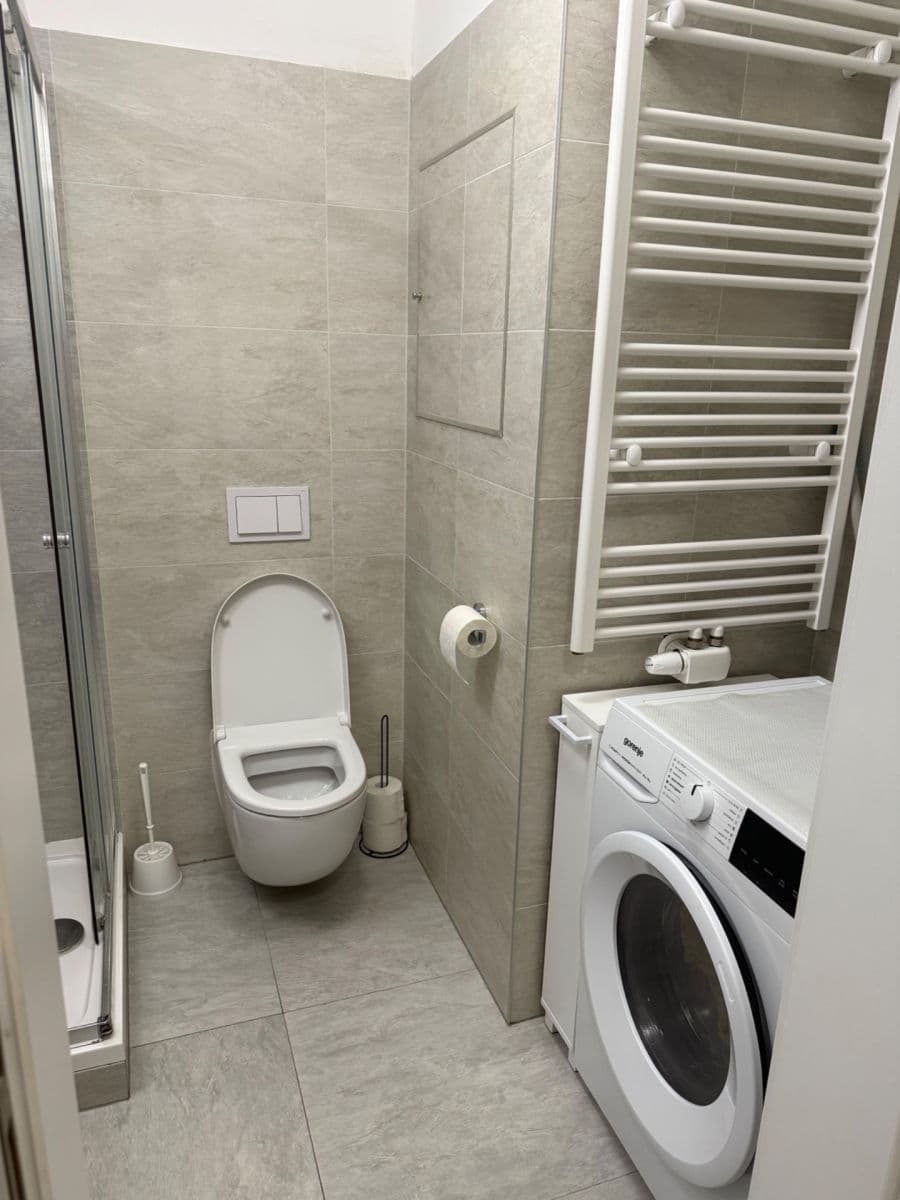 Prenájom bytu 1-izbový 32 m², U Konečné, Praha, Praha Prenájom bytu 1-izbový 32 m², U Konečné, Praha, Praha