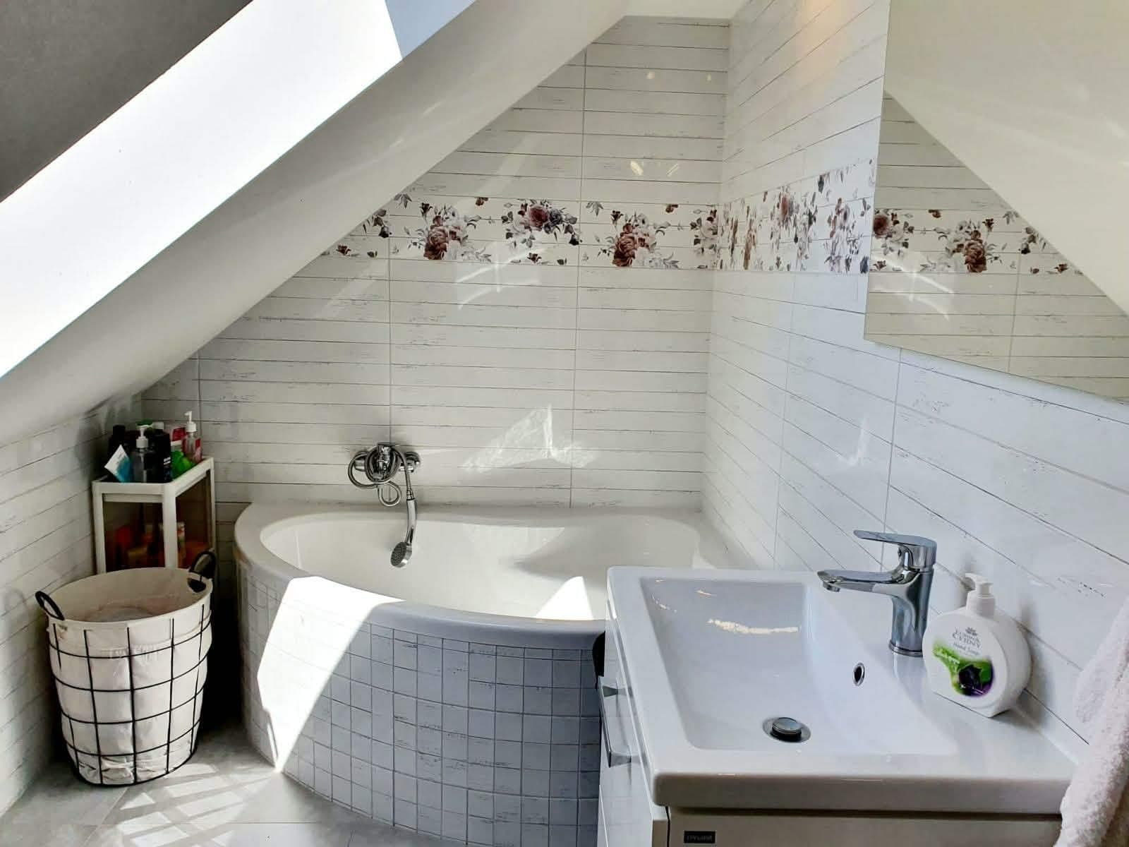 Predaj domu 240 m², pozemek 328 m², Říčanská, Všestary, Středočeský kraj Predaj domu 240 m², pozemek 328 m², Říčanská, Všestary, Středočeský kraj