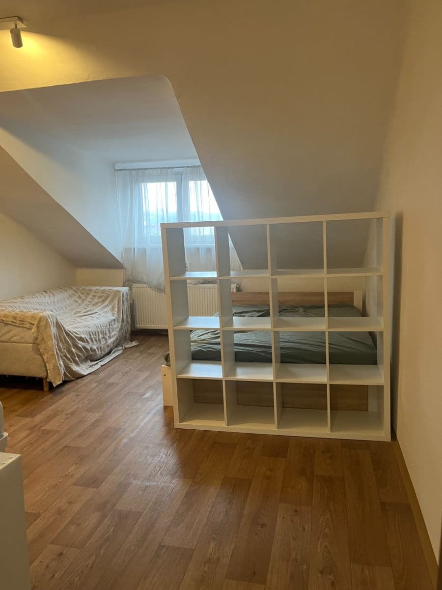 Prenájom bytu 1-izbový 26 m², U Pošty, Praha, Praha Prenájom bytu 1-izbový 26 m², U Pošty, Praha, Praha
