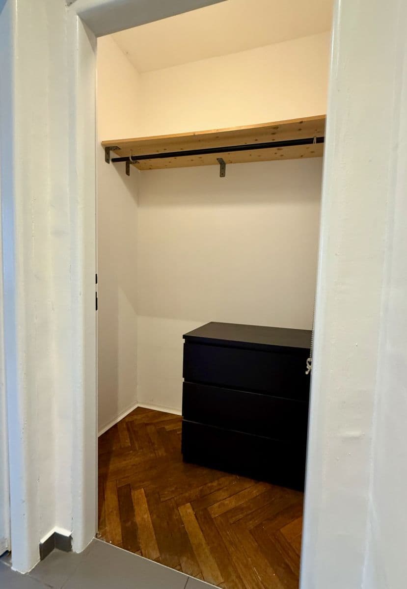 Prenájom bytu 2-izbový 48 m², Lehárova, Praha, Praha Prenájom bytu 2-izbový 48 m², Lehárova, Praha, Praha