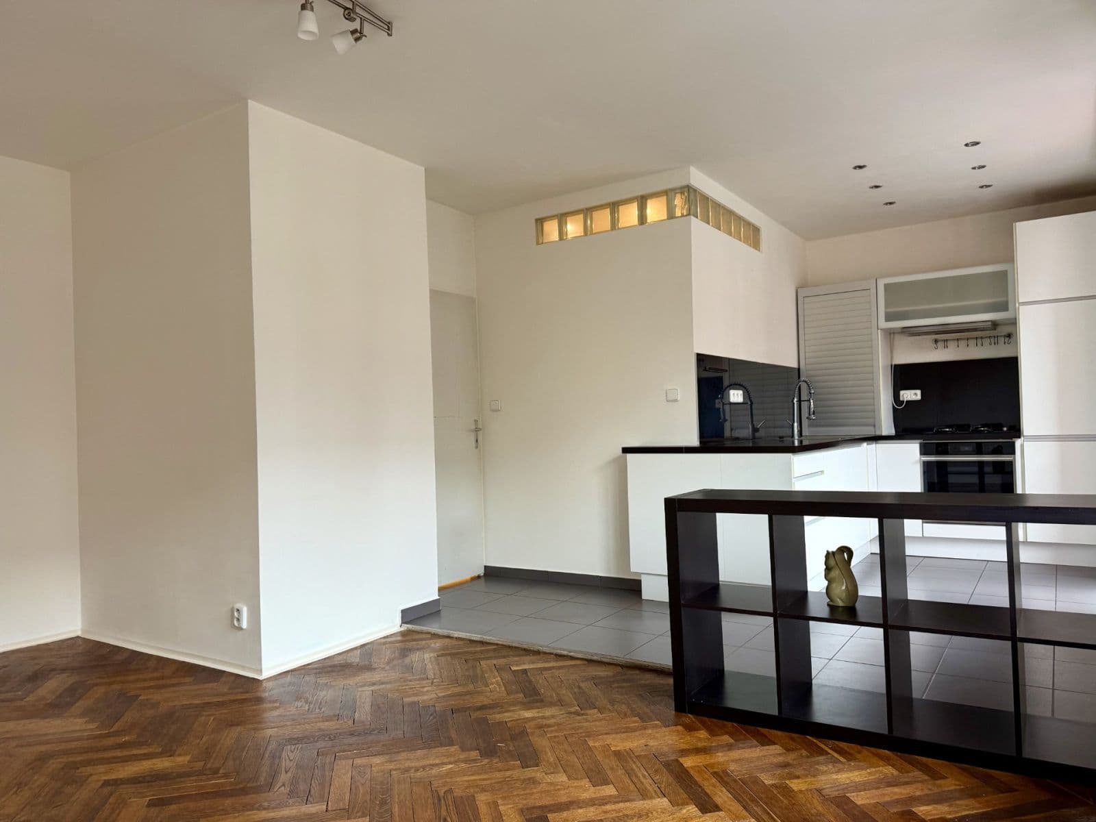 Prenájom bytu 2-izbový 48 m², Lehárova, Praha, Praha Prenájom bytu 2-izbový 48 m², Lehárova, Praha, Praha