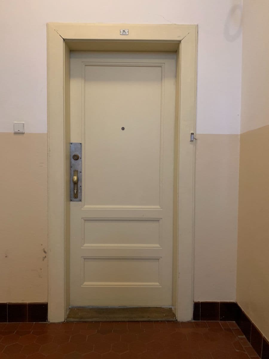 Prenájom bytu 1-izbový 37 m², Československé armády, Praha, Praha Prenájom bytu 1-izbový 37 m², Československé armády, Praha, Praha