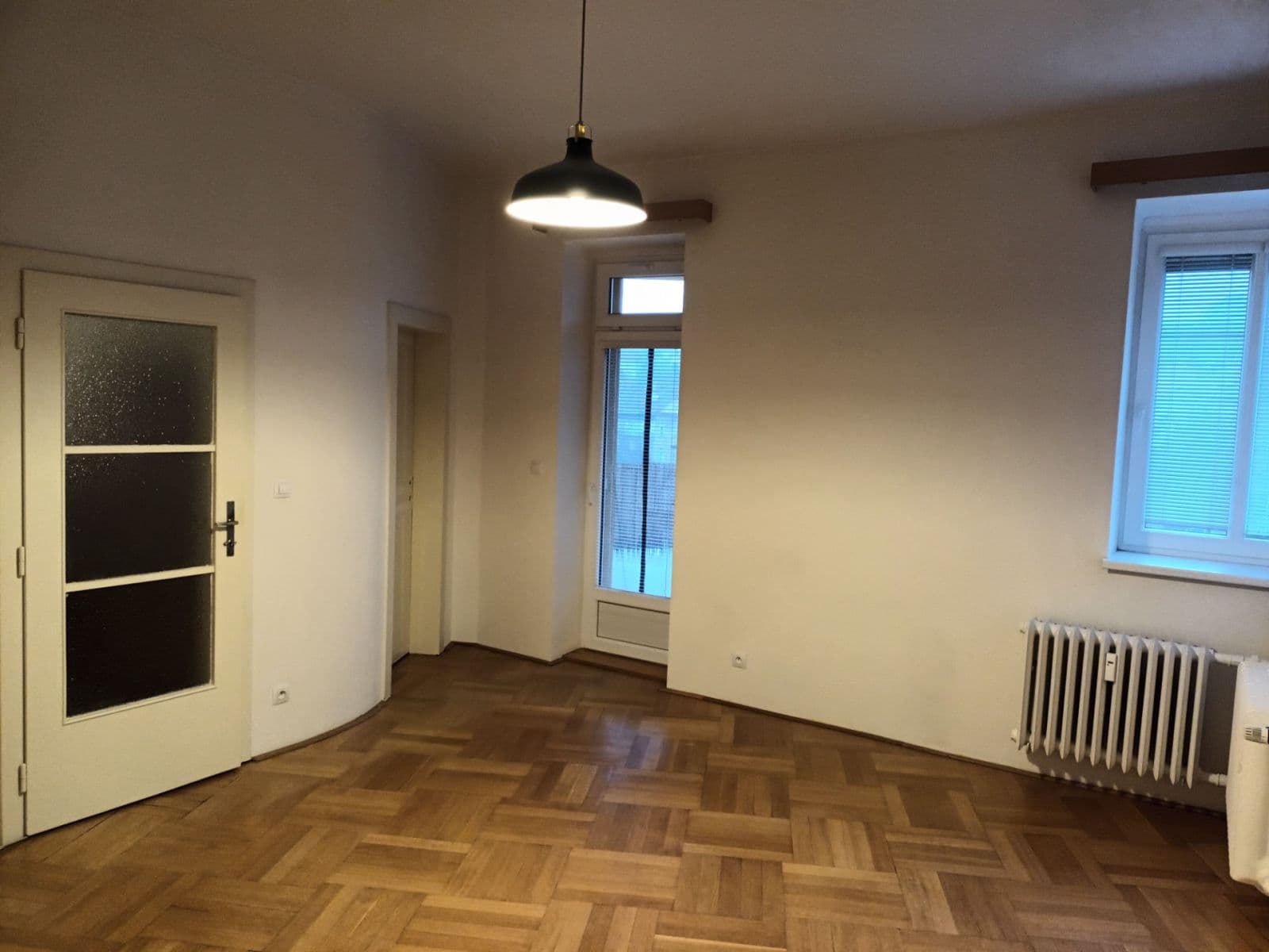 Prenájom bytu 2-izbový 70 m², bratří Čapků, Brno, Jihomoravský kraj Prenájom bytu 2-izbový 70 m², bratří Čapků, Brno, Jihomoravský kraj