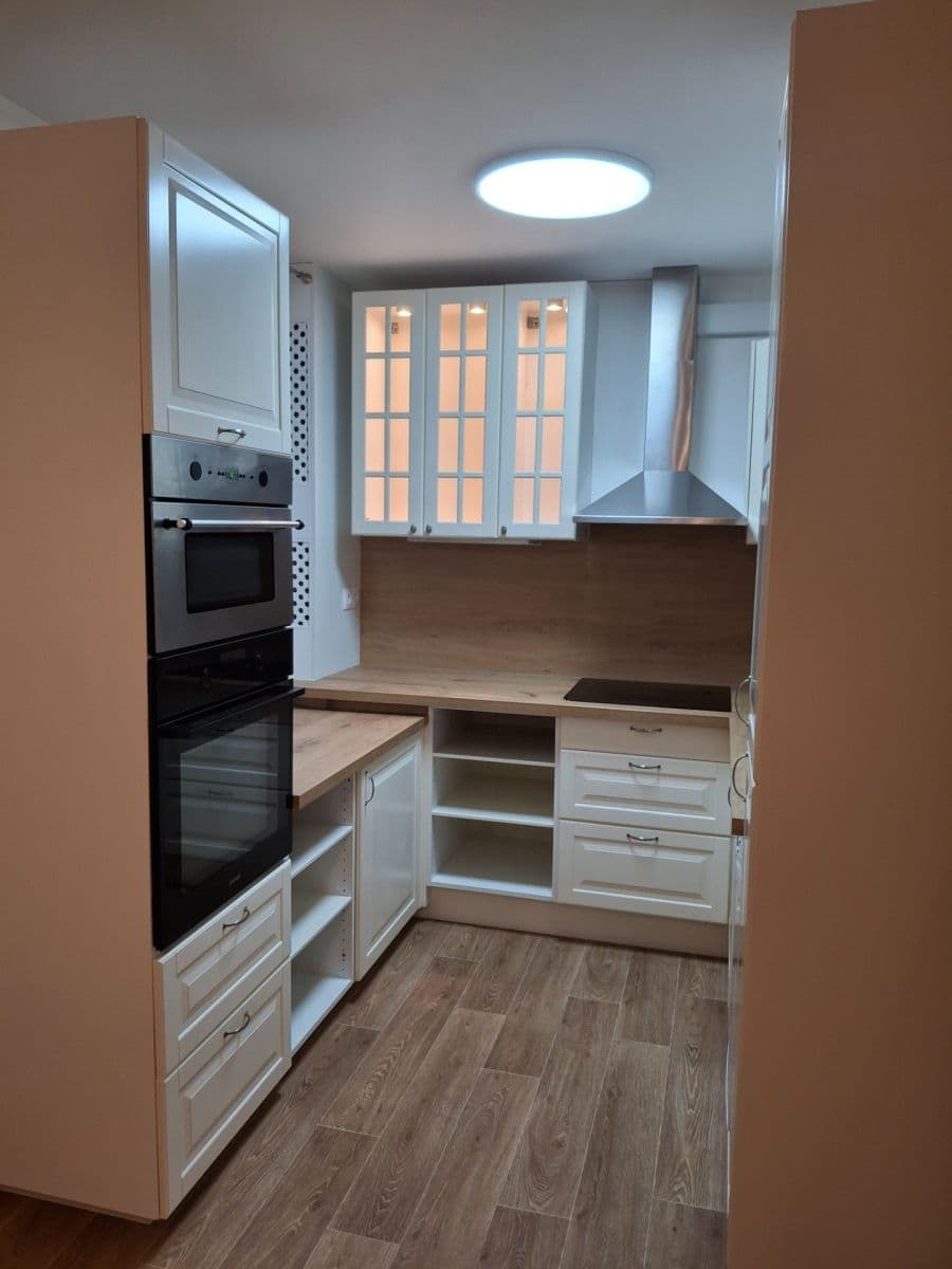 Prenájom bytu 2-izbový 41 m², V Zápolí, Praha, Praha Prenájom bytu 2-izbový 41 m², V Zápolí, Praha, Praha