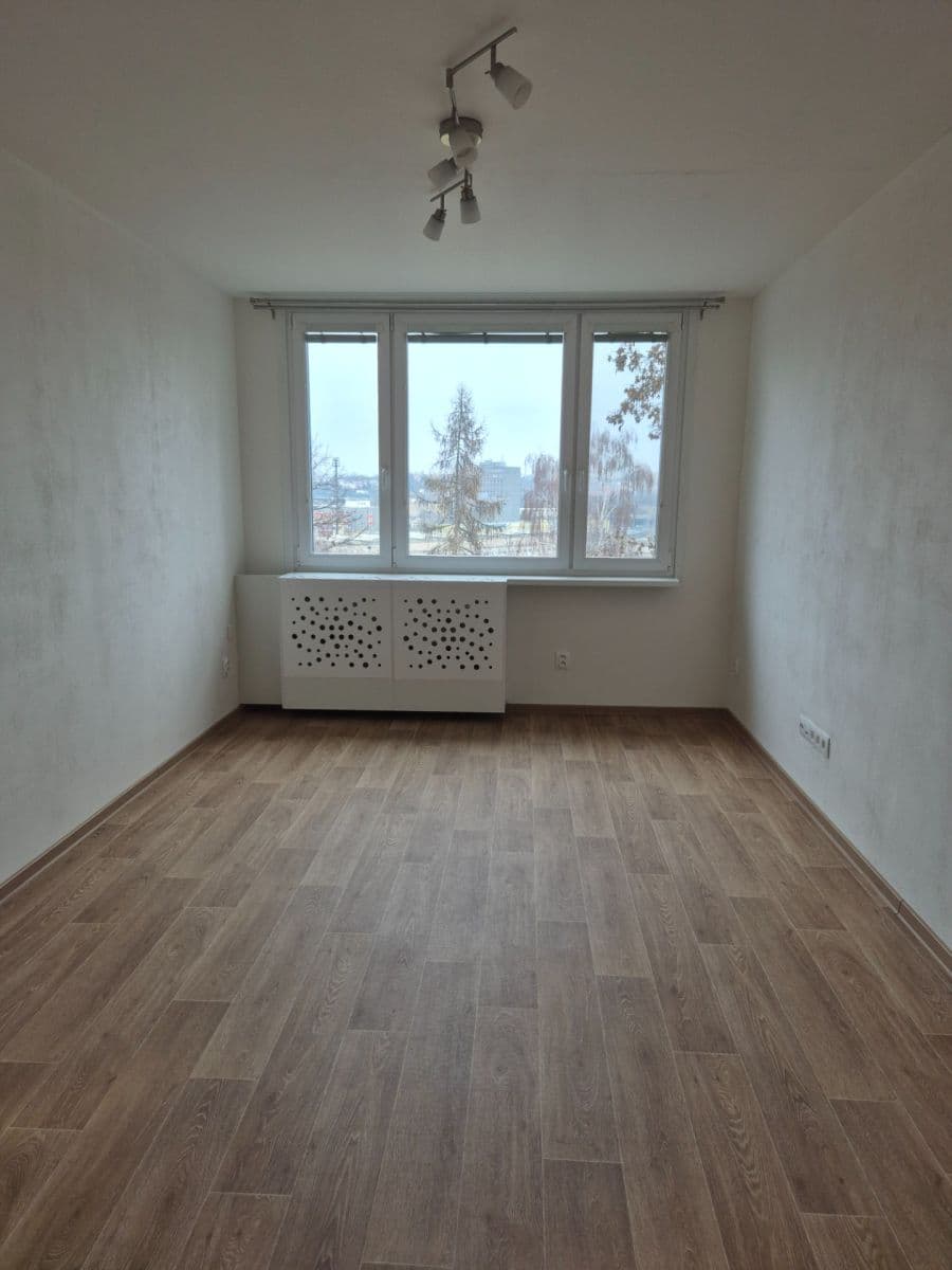 Prenájom bytu 2-izbový 41 m², V Zápolí, Praha, Praha Prenájom bytu 2-izbový 41 m², V Zápolí, Praha, Praha