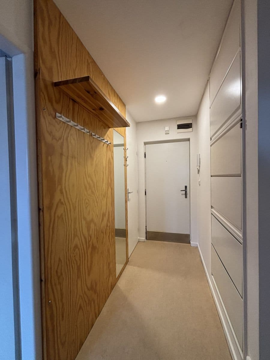 Prenájom bytu 2-izbový 56 m², Kolbenova, Praha, Praha Prenájom bytu 2-izbový 56 m², Kolbenova, Praha, Praha