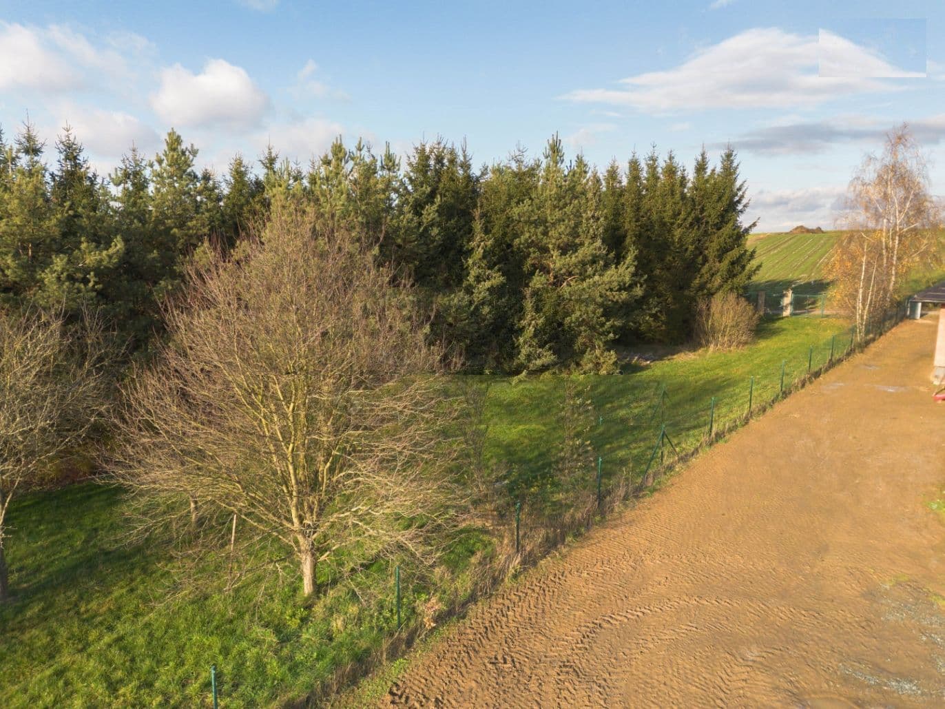 Predaj pozemku 653 m², Senožaty, Kraj Vysočina Predaj pozemku 653 m², Senožaty, Kraj Vysočina