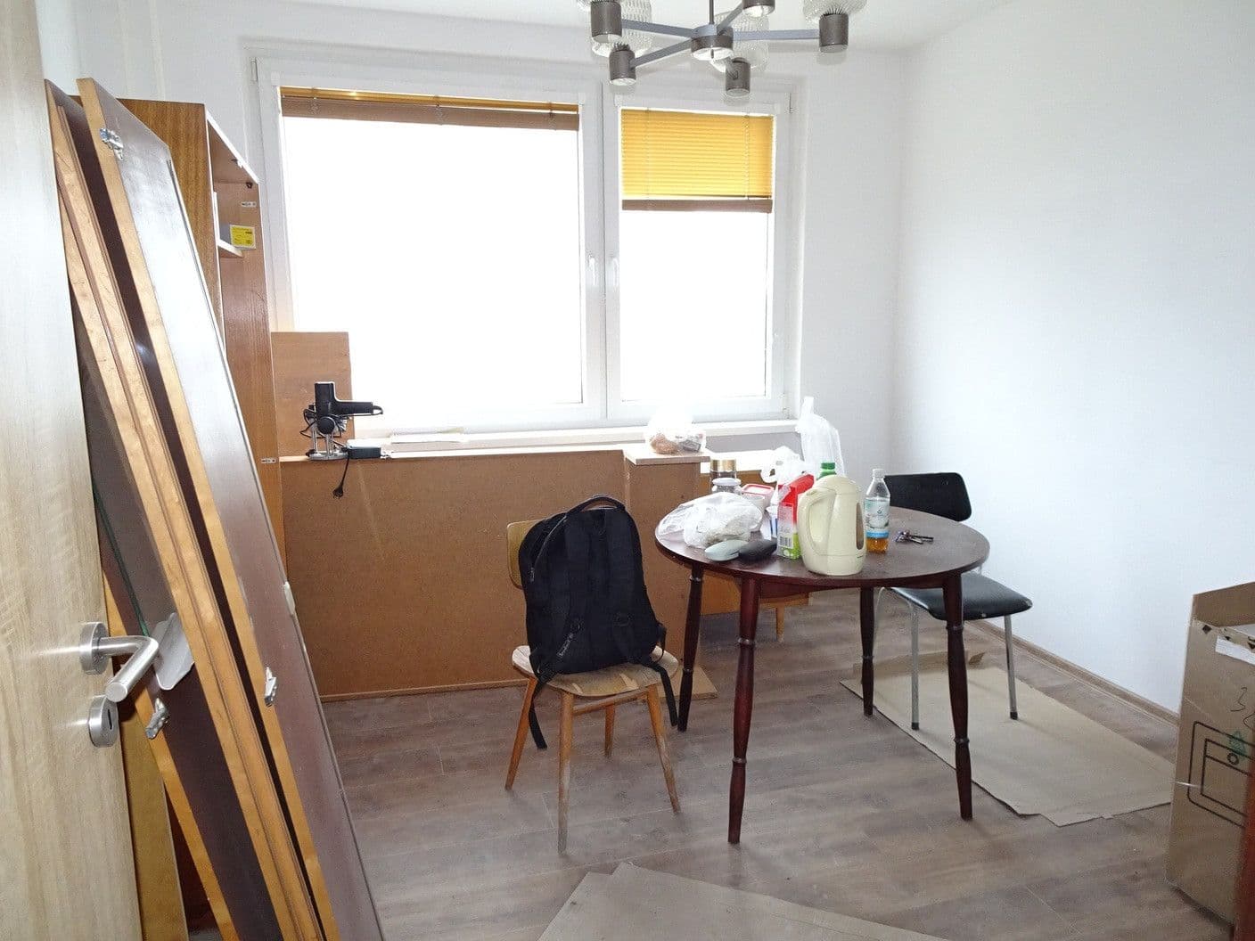 Prenájom bytu 3-izbový 70 m², Mikulova, Praha, Praha Prenájom bytu 3-izbový 70 m², Mikulova, Praha, Praha