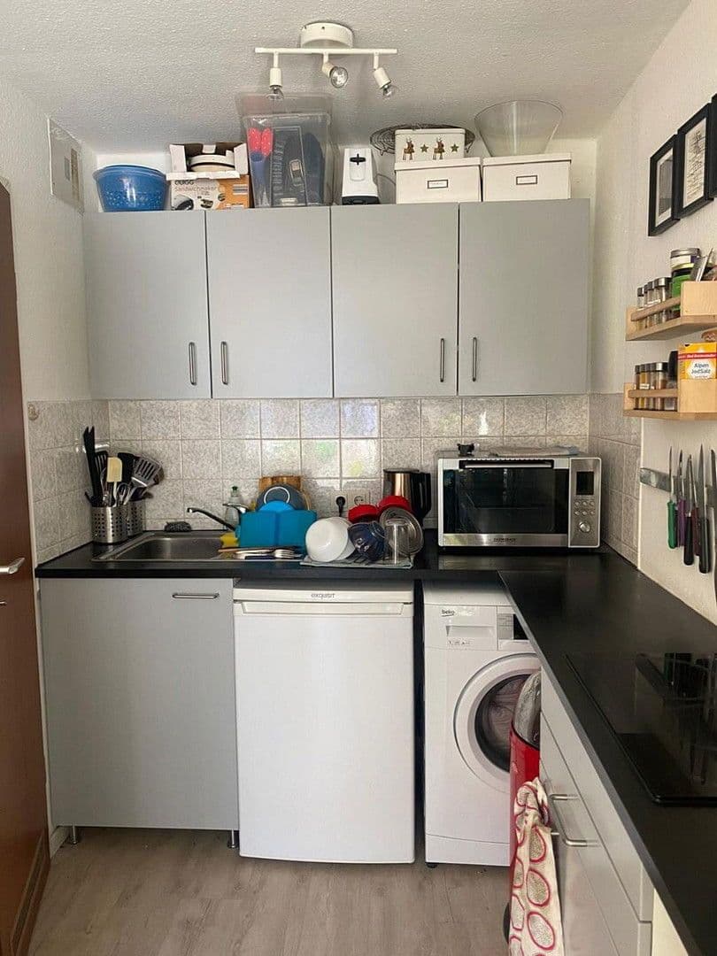 Prenájom bytu 1-izbový 37 m², Namibiastraße 26, Köln, Severné Porýnie - Westfálsko Prenájom bytu 1-izbový 37 m², Namibiastraße 26, Köln, Severné Porýnie - Westfálsko