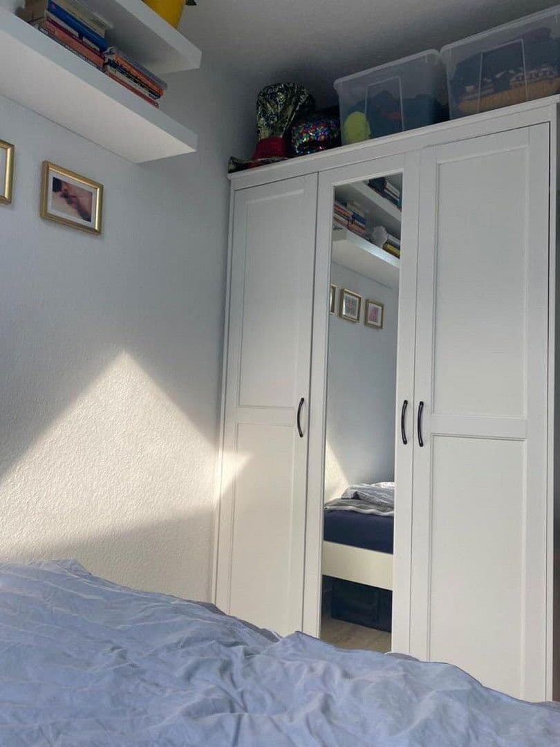 Prenájom bytu 1-izbový 37 m², Namibiastraße 26, Köln, Severné Porýnie - Westfálsko Prenájom bytu 1-izbový 37 m², Namibiastraße 26, Köln, Severné Porýnie - Westfálsko