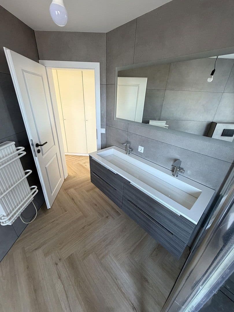 Predaj bytu 3-izbový 120 m², Lönsweg 21, Spenge, Severné Porýnie - Westfálsko Predaj bytu 3-izbový 120 m², Lönsweg 21, Spenge, Severné Porýnie - Westfálsko