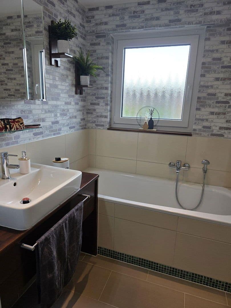 Predaj bytu 3-izbový 76 m², Bergstr. 11, Frechen, Severné Porýnie - Westfálsko Predaj bytu 3-izbový 76 m², Bergstr. 11, Frechen, Severné Porýnie - Westfálsko