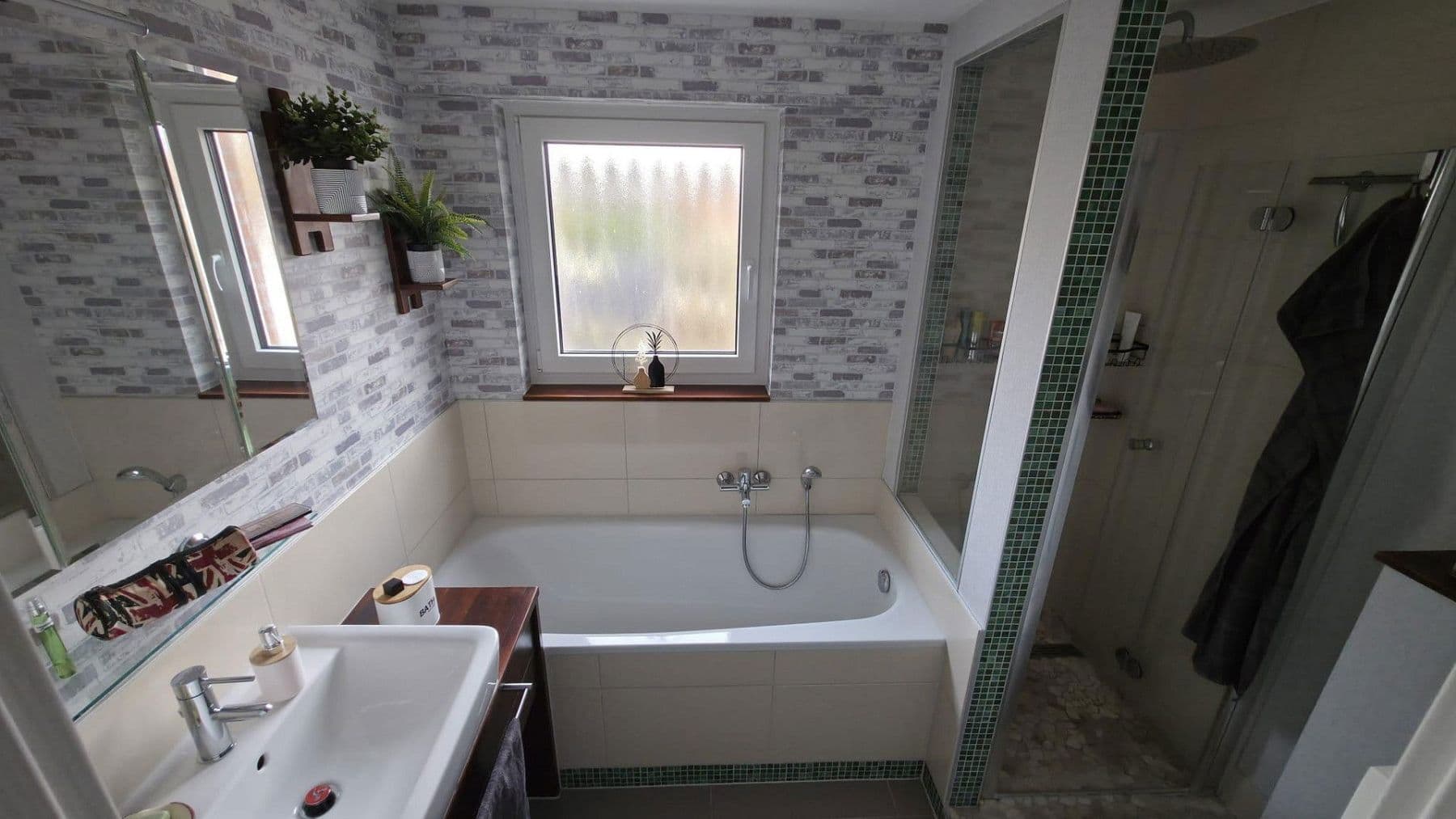 Predaj bytu 3-izbový 76 m², Bergstr. 11, Frechen, Severné Porýnie - Westfálsko Predaj bytu 3-izbový 76 m², Bergstr. 11, Frechen, Severné Porýnie - Westfálsko