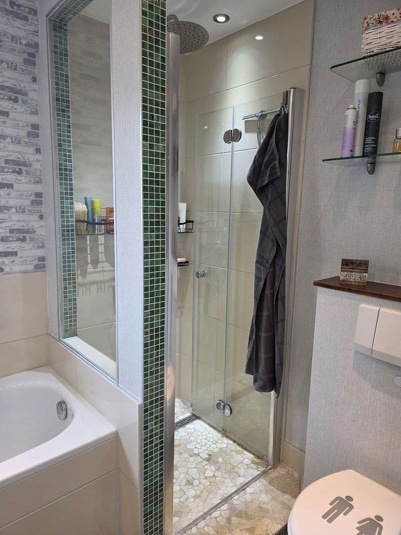 Predaj bytu 3-izbový 76 m², Bergstr. 11, Frechen, Severné Porýnie - Westfálsko Predaj bytu 3-izbový 76 m², Bergstr. 11, Frechen, Severné Porýnie - Westfálsko